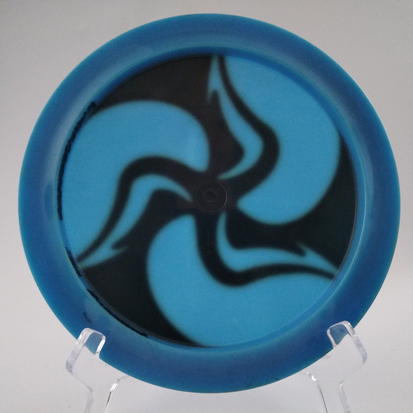 Discmania Neo Enigma - Huk Lab