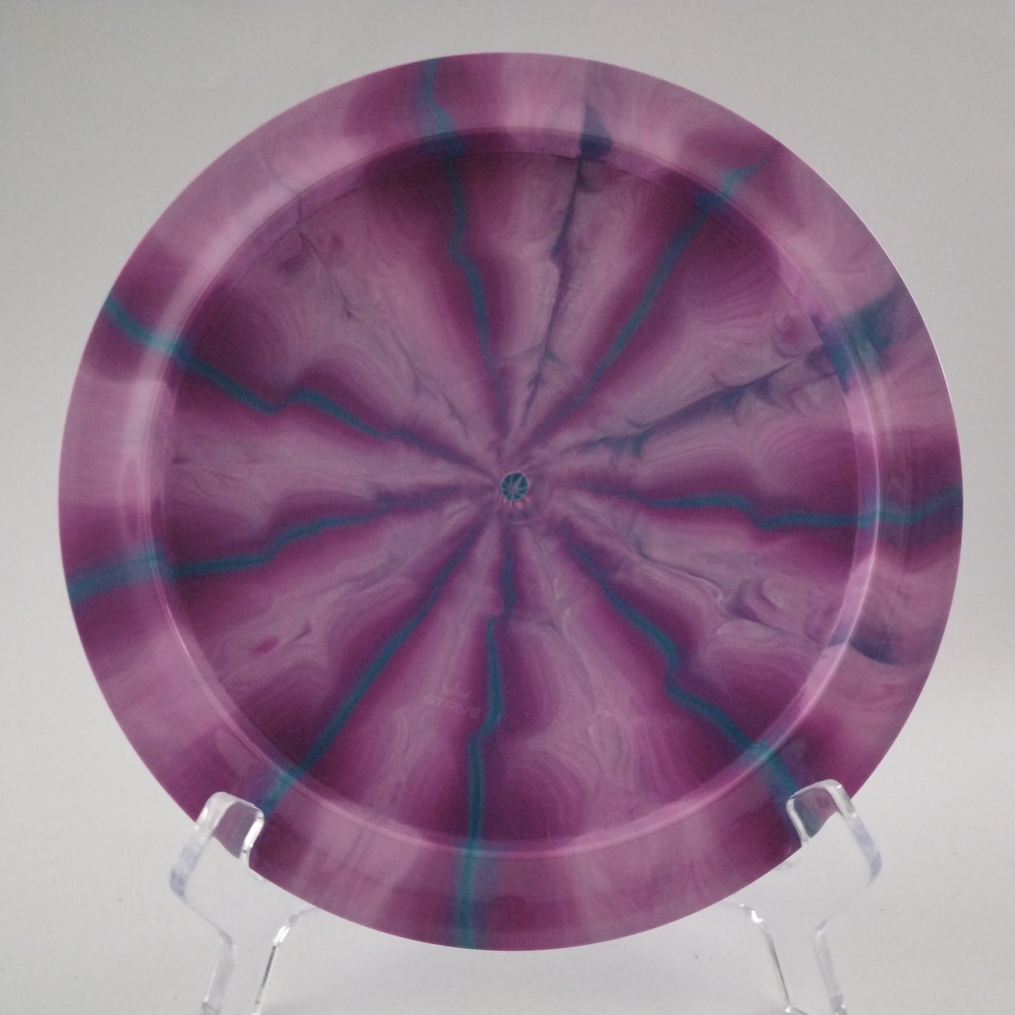 Latitude 64 Grand Burst Strive